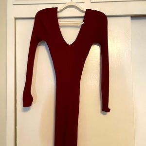 Maroon maxi dress VERY stretchy.